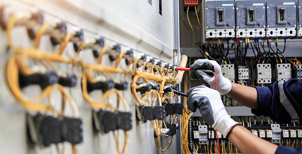 Professional Electrician technician working in Pleasanton, CA
